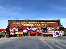 Peserta JIKF 2025 Sangat Terkesan Mampir di Kalurahan Grogol